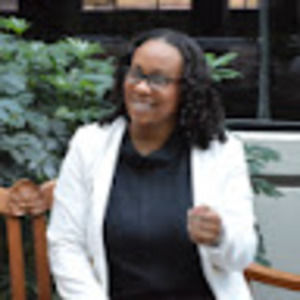 Meet your Posher, Tia